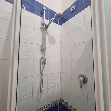 Casa Intera Vicino Il Centro Per 4 Persone Daire
