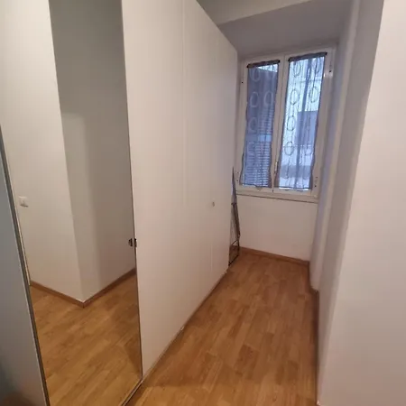 Casa Intera Vicino Il Centro Per 4 Persone Daire *