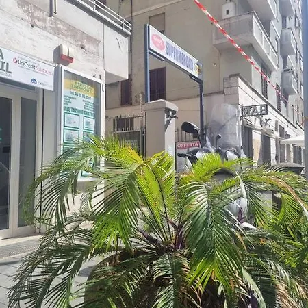 Casa Intera Vicino Il Centro Per 4 Persone Lägenhet