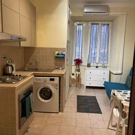 Casa Intera Vicino Il Centro Per 4 Persone Lägenhet